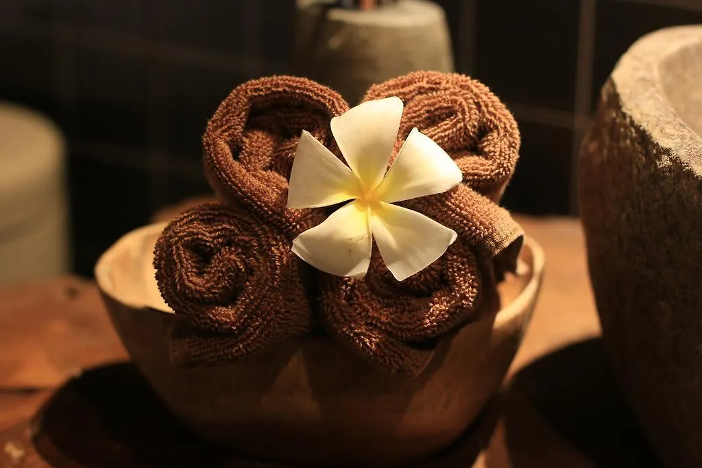 Green Bird Villa - Chse Certified Ubud
